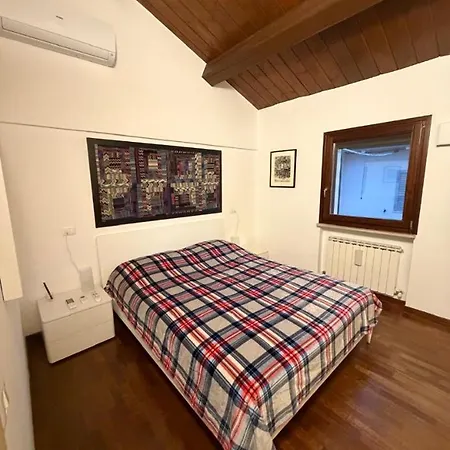 Casa *