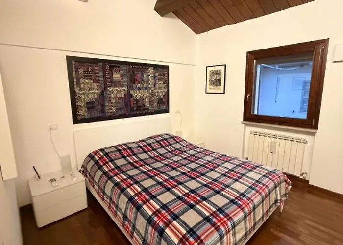 Casa *
